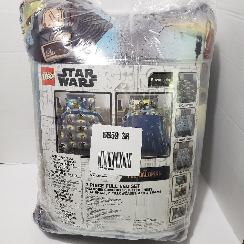 Star Wars Lego Mandalorian Full Size sheet set and reversible comforter. Yoda